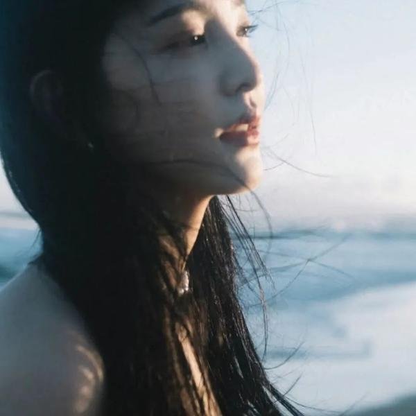 江豚·风时舞